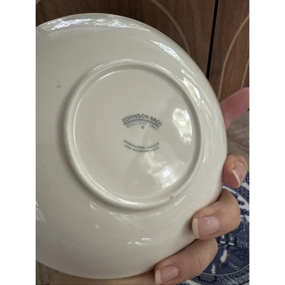Johnson Bros England Blue Willow China set of 6 Saucers 5.75